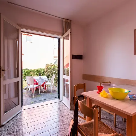 Relaxing Townhouse With Pool Access In * Bibione
